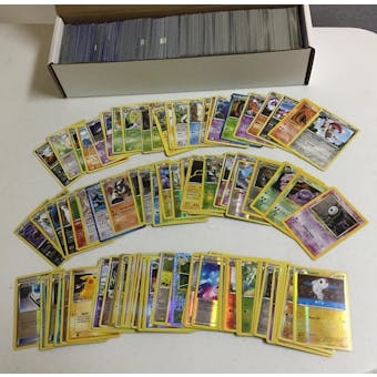 Pokemon MEGA lot - 1000 C/Us 50 foil C/Us 25 Rares & 25 foil Rares - TONS of value!