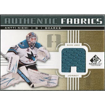 2011/12 Upper Deck SP Game Used Authentic Fabrics Gold #AFAN1 Antti Niemi A C