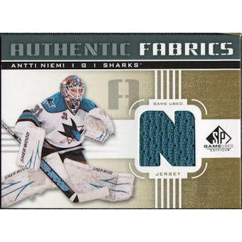 2011/12 Upper Deck SP Game Used Authentic Fabrics Gold #AFAN3 Antti Niemi N C