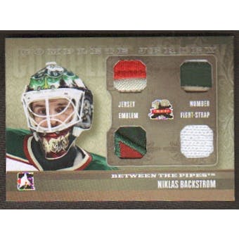 2011/12 ITG Between the Pipes Niklas Backstrom Complete Jersey / Package Gold 1/1