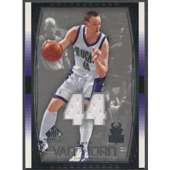 2004/05 SP Game Used #76 Keith Van Horn Jersey
