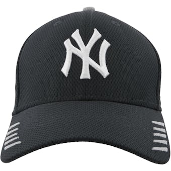 New York Yankees New Era 39Thirty Navy Tech Grade Flex Fit Hat (Adult M/L)