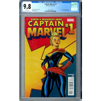 Captain Marvel #1 CGC 9.8 (W) *2027873020*