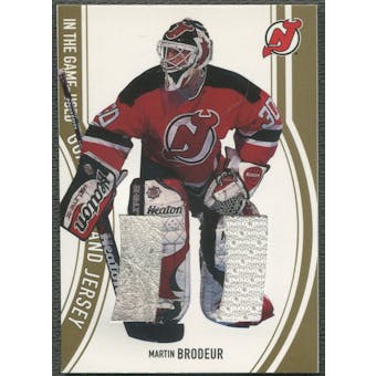 2002/03 ITG Used #GP3 Martin Brodeur Gold Goalie Pad and Jersey /10
