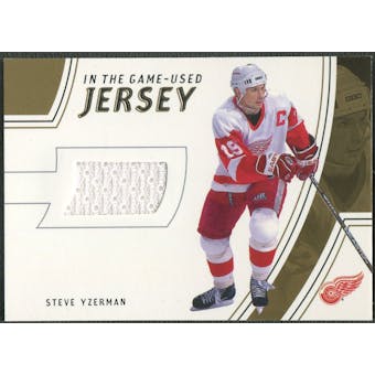 2002/03 In The Game-Used #GUJ2 Steve Yzerman Gold Jersey /10