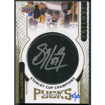 2017/18 Upper Deck Trilogy #SCCSC Sidney Crosby Stanley Cup Champions Puck Auto #5/10