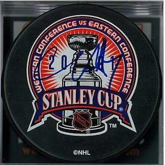 Chris Drury Autographed 2001 Stanley Cup Hockey Puck (DACW COA)