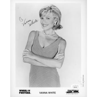 Vanna White Wheel of Fortune Autographed 8x10 B&W Photo JSA QQ09786 (Reed Buy)