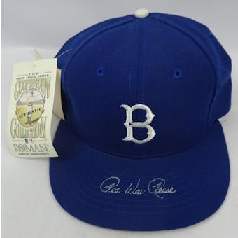 Pee Wee Reese Autographed Brooklyn Dodgers Fitted Baseball Hat (7 1/8) JSA RR92204 (Reed Buy)