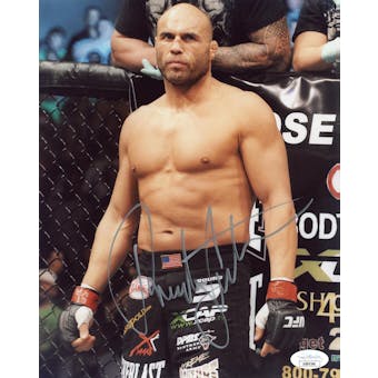 Randy Couture UFC Autographed 8x10 Photo JSA AB84546 (Reed Buy)