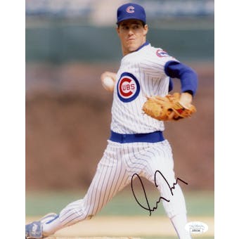Greg Maddux Chicago Cubs Autographed 8x10 Photo JSA AB84548 (Reed Buy)