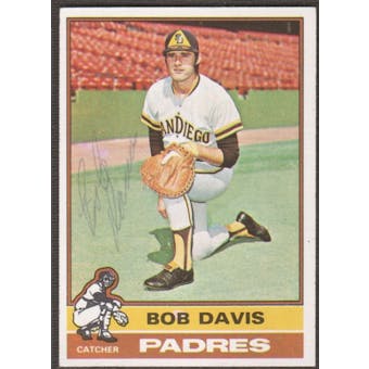 1976 Topps Baseball #472 Bob Davis Signed in Person Auto