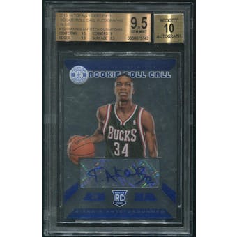 2013/14 Totally Certified Basketball #19 Giannis Antetokounmpo Roll Call Blue Rookie Auto #04/49 BGS 9.5