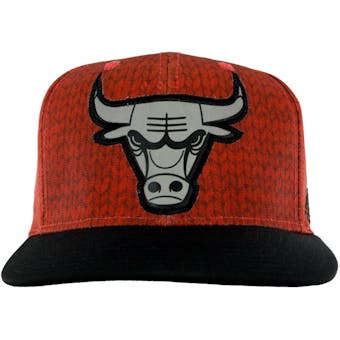 Chicago Bulls Adidas NBA Red Flat Brim Snapback Hat (Adult One Size)