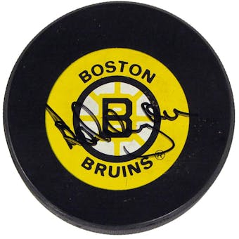 Bobby Orr Autographed Boston Bruins Official Game Puck (JSA)