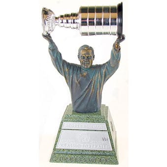 2003/04 Upper Deck Classic Portraits Scotty Bowman Stanley Cup Bronze Bust /25