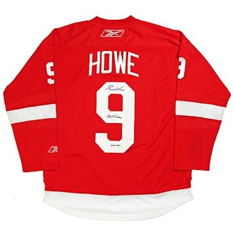 Gordie Howe Autographed Red Detroit Red Wings Jersey  (DACW COA)