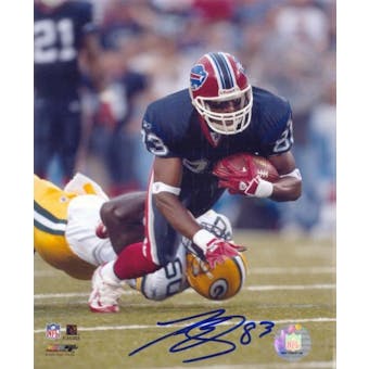 Lee Evans Autographed Buffalo Bills 8x10 Football Photo (After Catching)