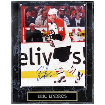 Eric Lindros Autographed Philadelphia Flyers 8x10 Photograph Plaque (Mounted Memories)