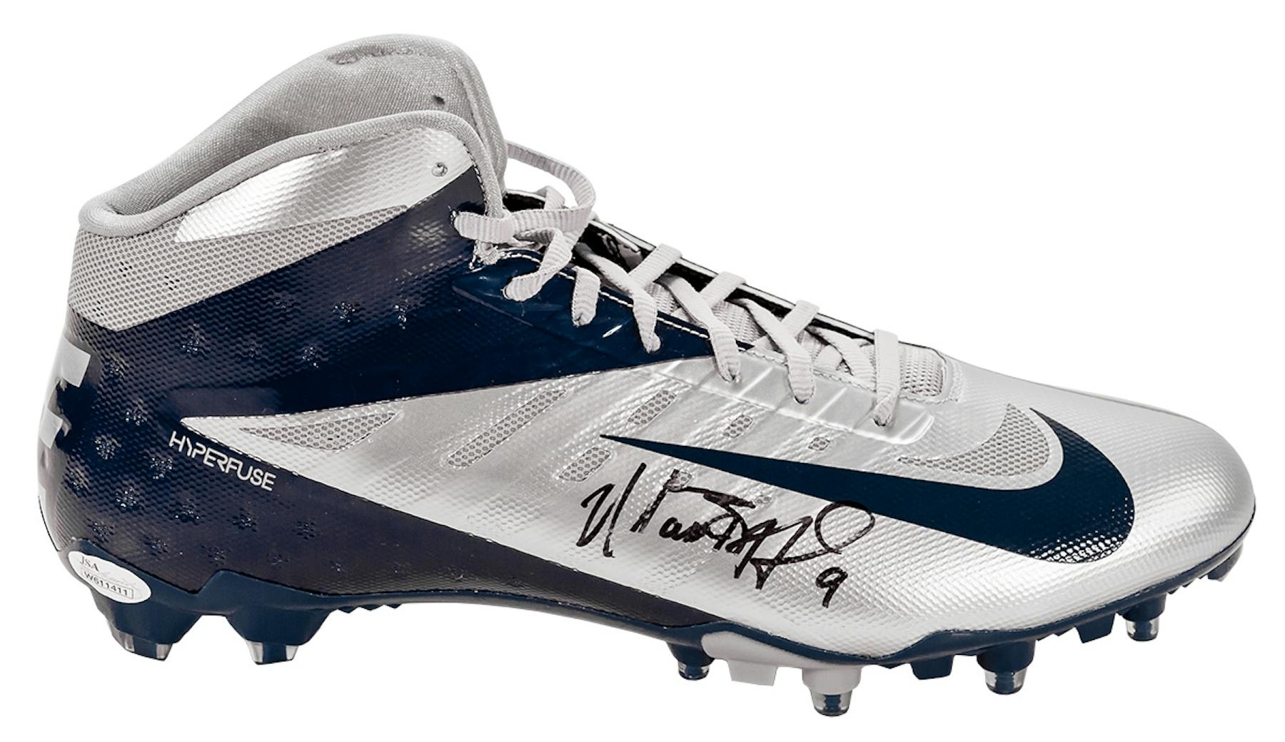 Matthew Stafford Autographed Detroit Lions Authentic Nike Hyperfuse Cleat (JSA) | DA Card World Matthew Stafford Autographed Detroit Lions Authentic Nike Hyperfuse Cleat (JSA) | DA Card World