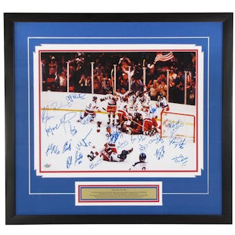 1980 Team USA "Miracle on Ice" Autographed 16x20 Photo w/ Herb Brooks (Pro Sport Auth)