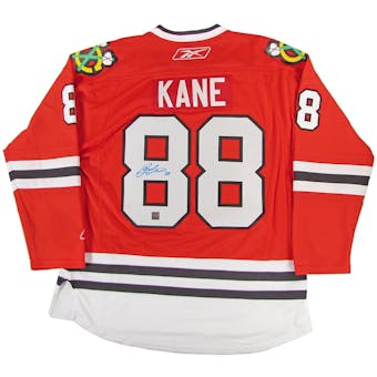 Patrick Kane Autographed Chicago Blackhawks Red Jersey (Frameworth)
