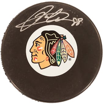 Patrick Kane Autographed Chicago Blackhawks Hockey Puck (Frameworth) Large Logo