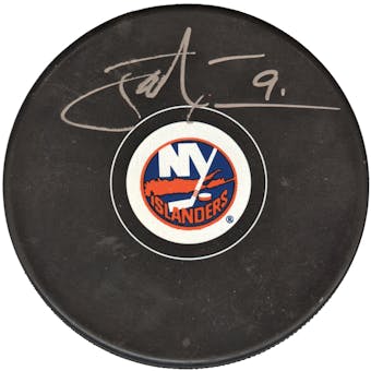 John Tavares Autographed New York Islanders Hockey Puck (Frameworth)