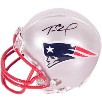 Tom Brady Autographed New England Patriots Mini Helmet (Mounted Memories)