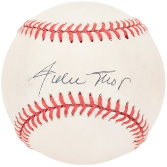 Willie Mays Autographed San Francisco Giants NL Baseball (JSA) Y11040